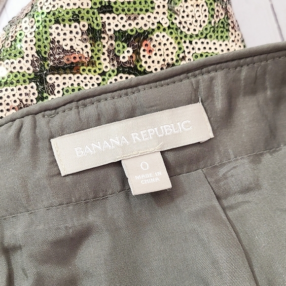 Banana Republic Olive Grove sequin mini skirt green gold size 0 - Picture 5 of 6